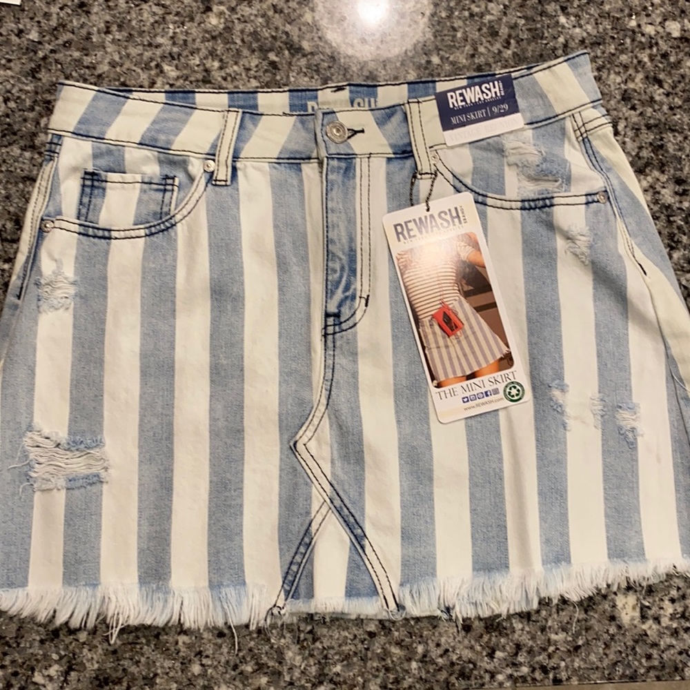 NWT white and lightly blue jean skirt
